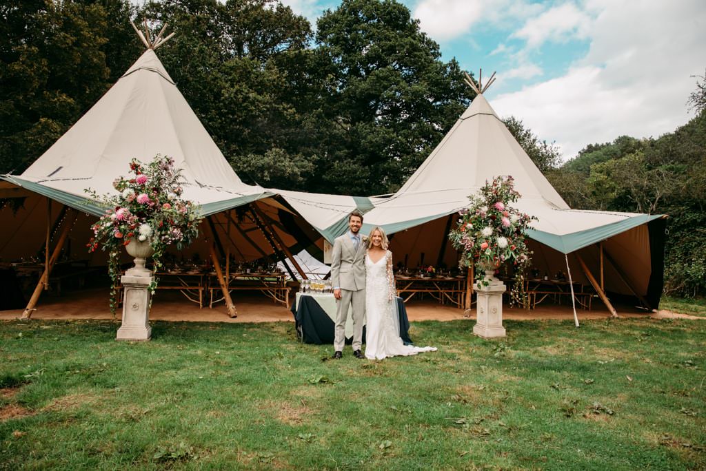 festival-theme-surrey-wedding-roshni-photography-couple-laughing