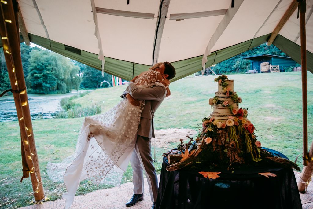 festival-theme-surrey-wedding-roshni-photography